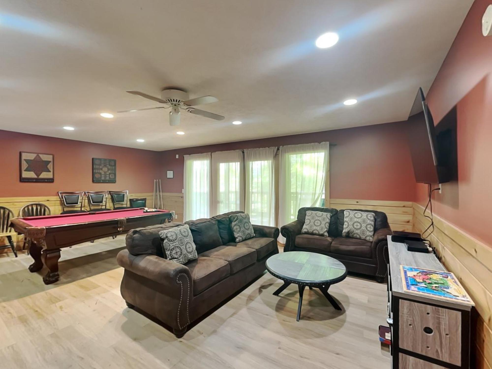 Above The Clouds, 4 Bedrooms, Pool Access, Private, Gaming, Sleeps 16 ガトリンバーグ エクステリア 写真