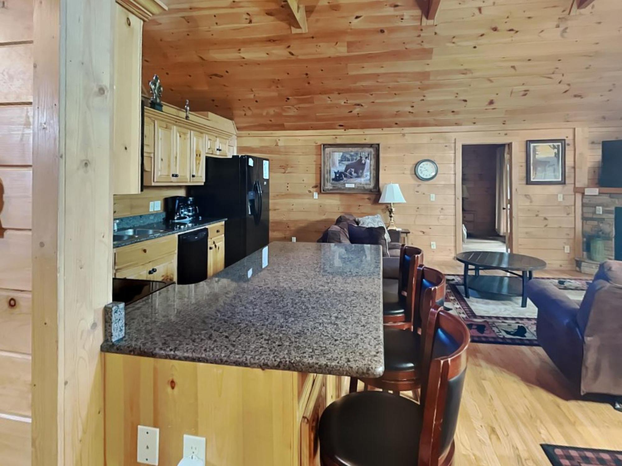 Above The Clouds, 4 Bedrooms, Pool Access, Private, Gaming, Sleeps 16 ガトリンバーグ エクステリア 写真